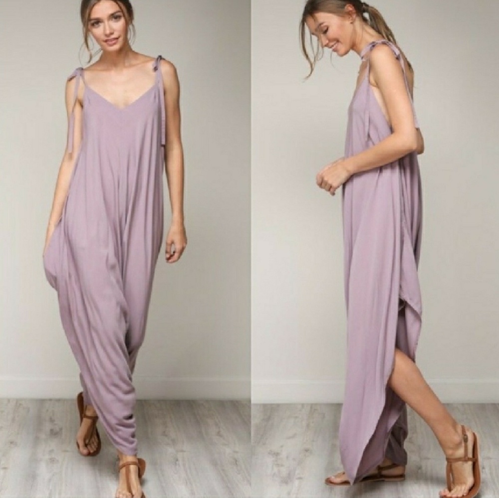 5/$30 🖤🖤Vacay Jumpsuit🖤🖤